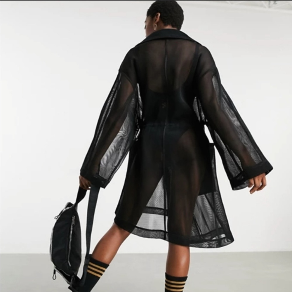 💧 Drip2.2 Ivy Park Mesh Jacket Small NWT